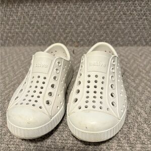 Native Jefferson child  Shoes - White